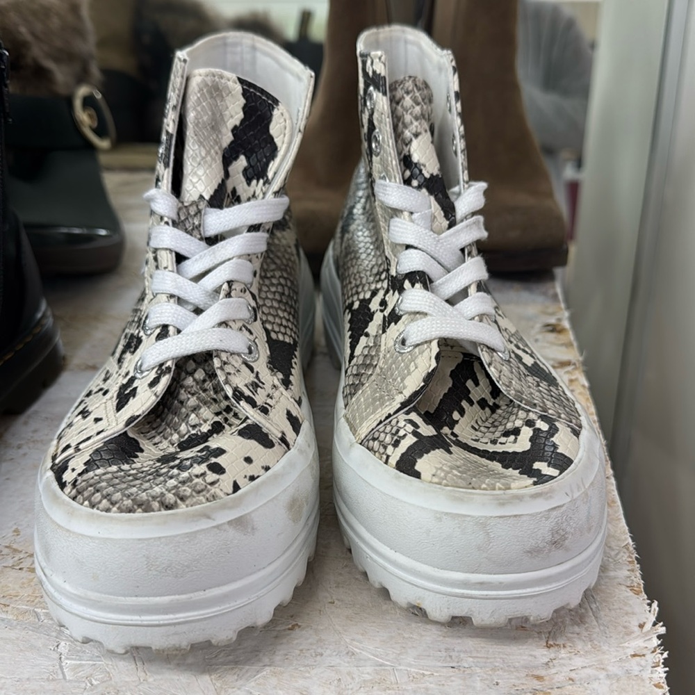 Superga,6,Nlk/Wht/cream